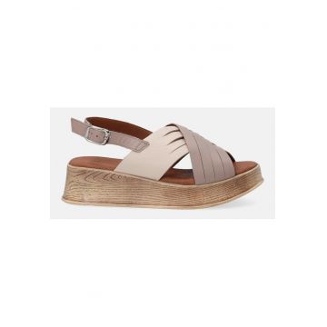 Sandale wedge din piele cuu catarama