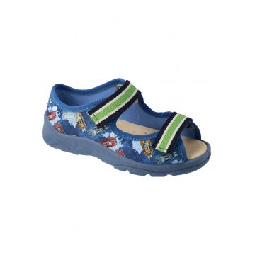 Sandale cu inchidere cu velcro