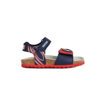 Sandale cu velcro si model Spider-Man Sandale cu velcro si model Spider-Man