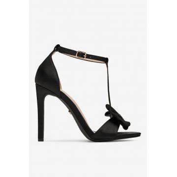Sandale cu toc  Culoare Negru Sandale cu toc  Culoare Negru