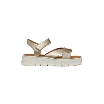 Sandale din piele ecologica cu platforma Sandale din piele ecologica cu platforma