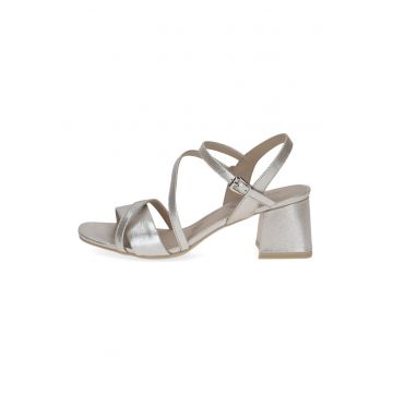 Sandale de piele cu barete multiple si toc masiv Sandale de piele cu barete multiple si toc masiv