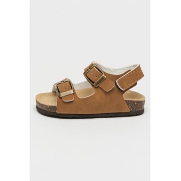 Sandale din piele ecologica cu catarame Sandale din piele ecologica cu catarame