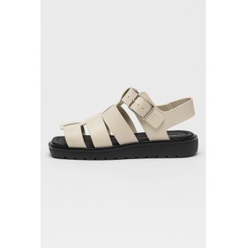 Sandale din piele cu catarame Sandale din piele cu catarame