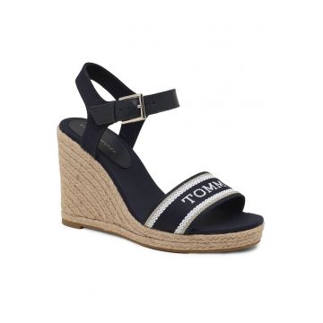 Sandale tip espadrile cu logo Sandale tip espadrile cu logo