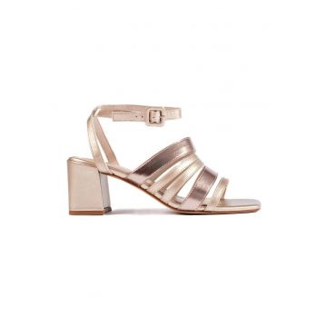 Sandale cu aspect metalizat din piele ecologica