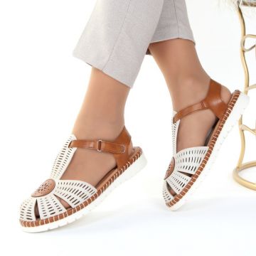 Sandale bej inchise in fata Lani