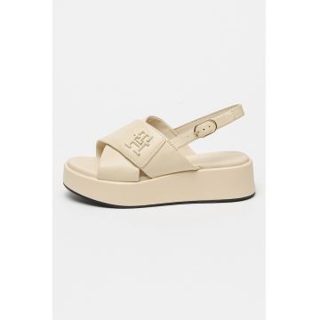 Sandale din piele cu talpa wedge si barete incrucisate