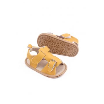 Sandale  Model AL cu catarama - Piele ecologica - Baieti - Galben mustar - 3-6 luni