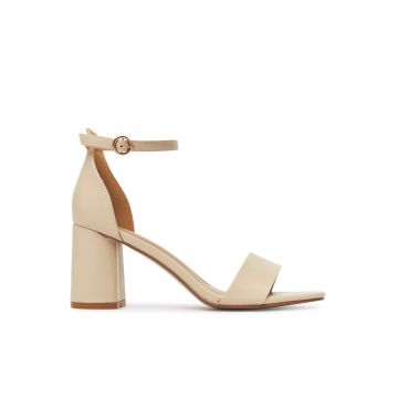Sandale dama -  model WSS20870-01 - bej - plastic -