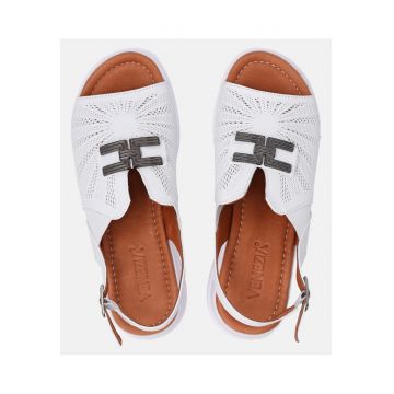 Sandale cu talpa wedge si perforatii -