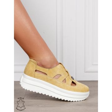 Sandale dama din Piele Naturala Intoarsa cu talpa inalta CRL1558 GALBEN