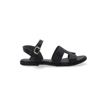 Sandale din piele cu talpa joasa si decupaje