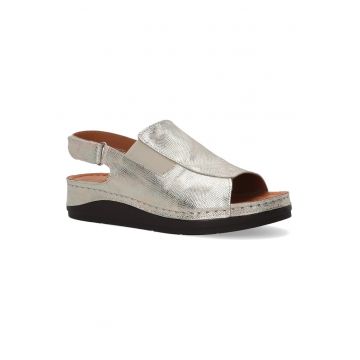 Sandale din piele cu talpa wedge si aspect texturat