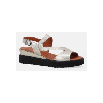 Sandale din piele cu talpa wedge si decupaje