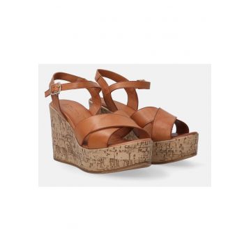 Sandale cu talpa wedge