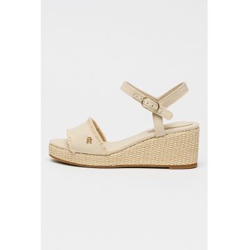 Sandale din material textil cu talpa wedge si insertii din piele - Bej deschis