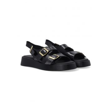 Sandale din piele cu catarama si talpa wedge