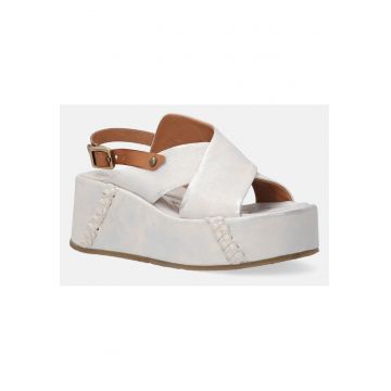 Sandale din piele cu talpa wedge si aspect masiv