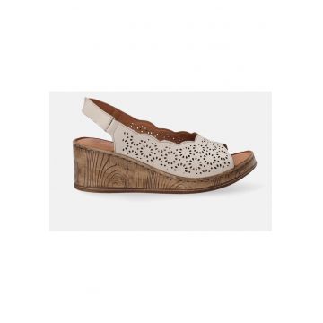 Sandale din piele cu talpa wedge si perforatii
