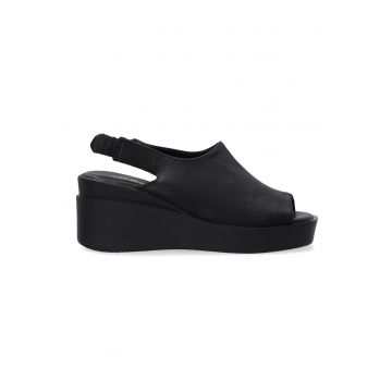 Sandale din piele fara inchidere cu model uni