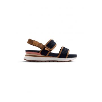 Sandale wedge cu aspect crosetat - Negru/Maro