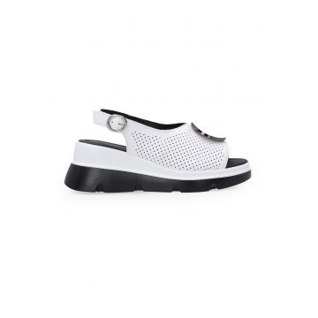 Sandale wedge din piele cu perforatii