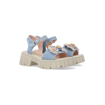 Sandale cu aspect masiv din piele intoarsa -