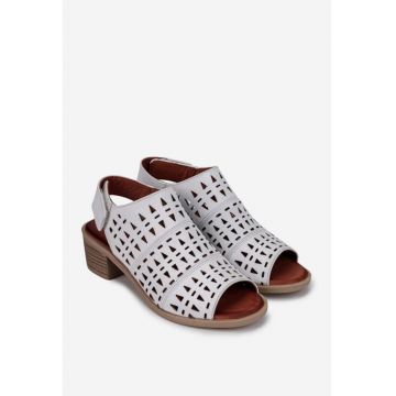Sandale dama albe din piele naturala cu model perforat - 45867 - Alb