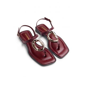 Sandale de piele cu element metalic Matuu - Visiniu