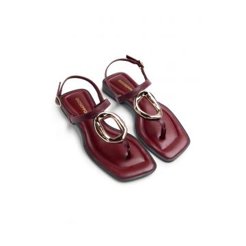 Sandale de piele cu element metalic Matuu - Visiniu