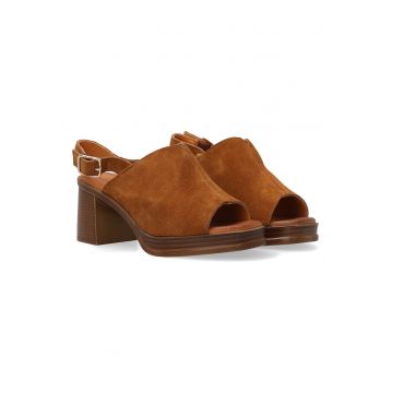 Sandale din piele cu toc masiv -
