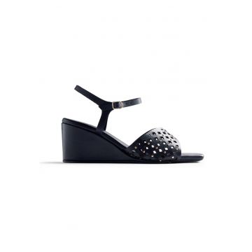Sandale wedge de piele cu perforatii si nituri - Negru