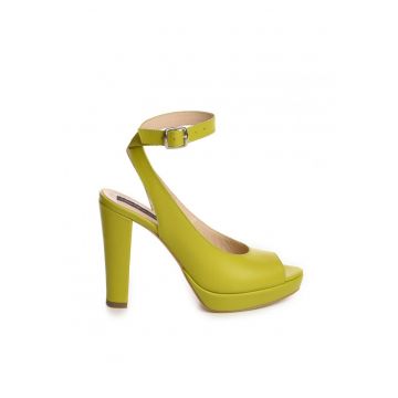 Sandale cu platforma din piele naturala Olivia - Galben