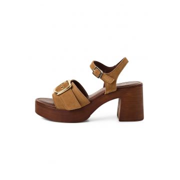 Sandale din piele intoarsa cu toc si catarama - Caramel