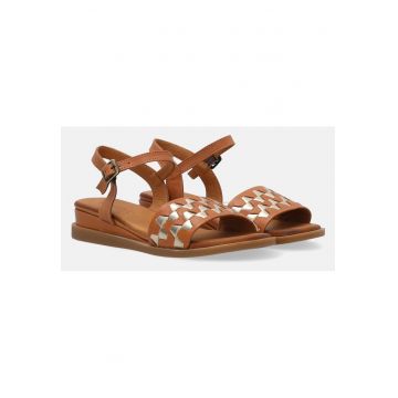 Sandale cu model geometric