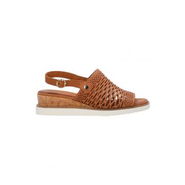 Sandale wedge din piele cu model perforat