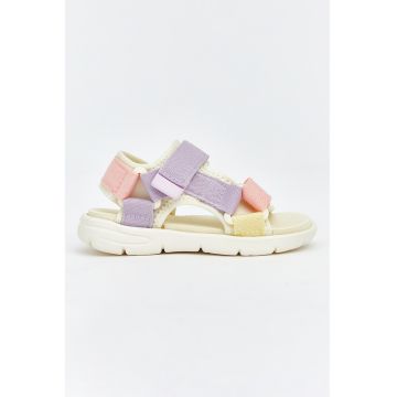 Sandale cu inchidere velcro si model colorblock - Roz pastel/Bej/Lila