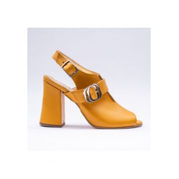 Sandale Dama din Piele Naturala cu accesoriu - mustar - Mustar deschis