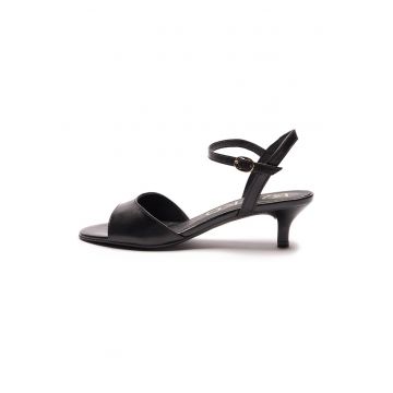 Sandale din piele cu toc kitten - Negru