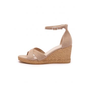 Sandale-espadrile din piele intoarsa cu talpa wedge si catarama - Bej