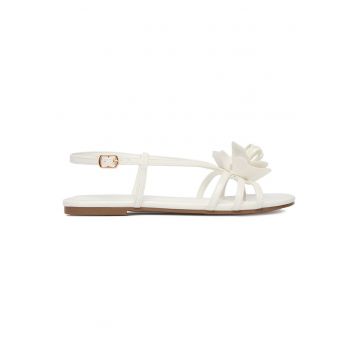 Sandale dama  piele ecologica - inchidere cu catarama - decoratiuni florale - Alb