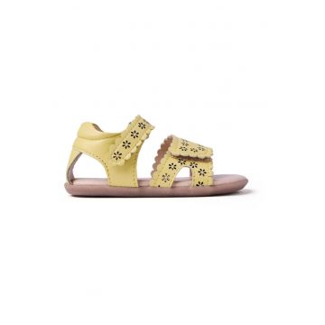 Sandale de piele cu velcro Kabati - Galben
