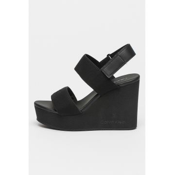 Sandale cu platforma si inchidere cu velcro - Negru