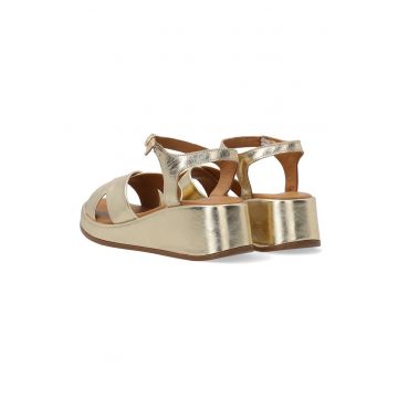 Sandale demi-wedge cu catarama