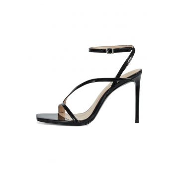 Sandale din piele lacuita si toc stiletto - Negru