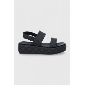 Aldo sandale Cossette femei, culoarea negru, cu platforma