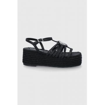 Karl Lagerfeld sandale Gable Lo femei, culoarea negru, cu platforma