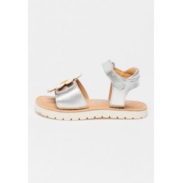 Mod 8 kids - Sandale de piele cu aplicatie florala Mod 8 kids - Sandale de piele cu aplicatie florala