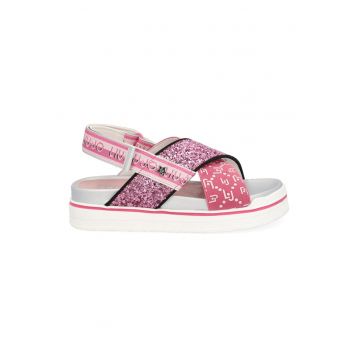 Sandale flatform cu model logo si bareta stralucitoare Sandale flatform cu model logo si bareta stralucitoare